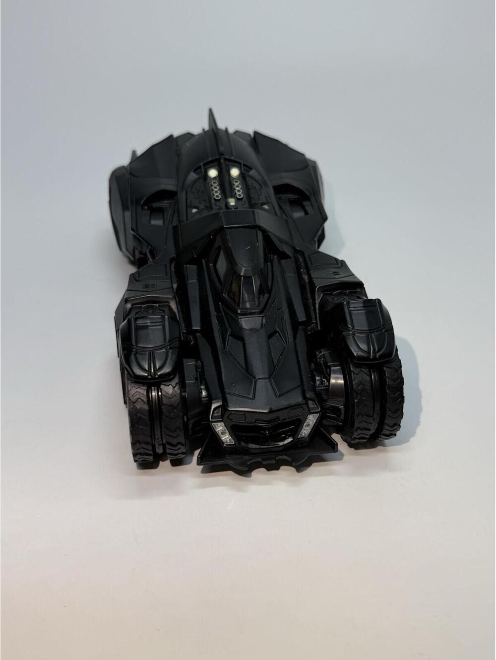 Jada Toys The Batman Batmobile 1:24 Die Cast Vehicle DC Comics 2022 No. 99217